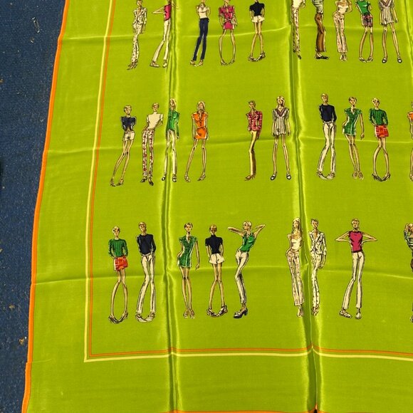 Ralph Lauren Models Fashion People 100% Silk Women's Scarf - Picture 4 of 7